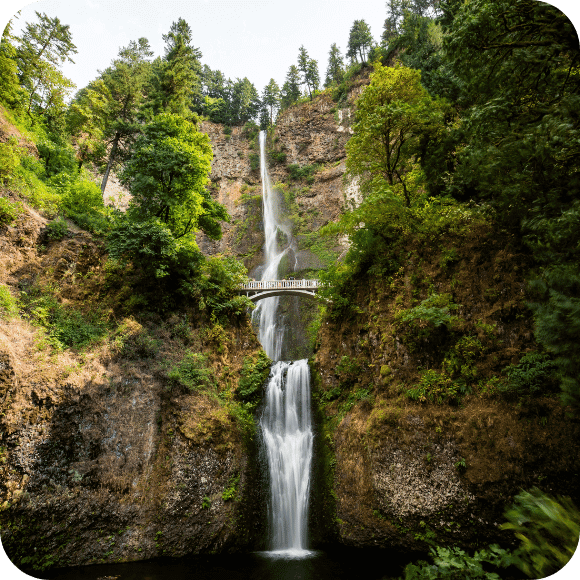 A Oregon waterfall